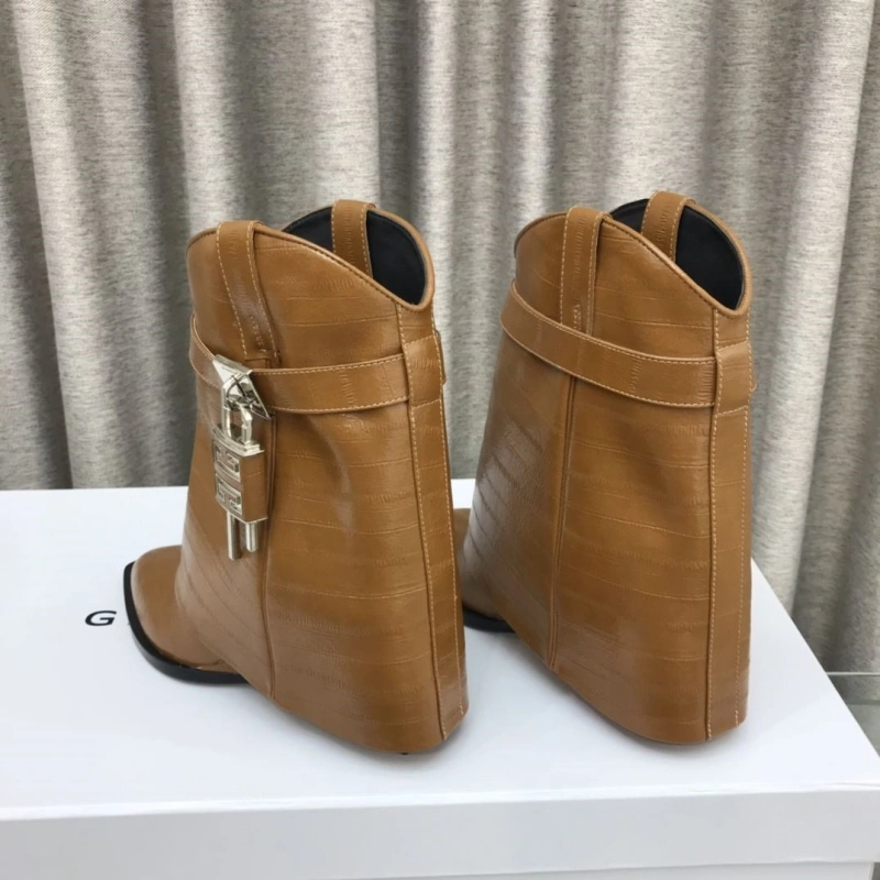 Bright Gxvxnchy Boots 153319