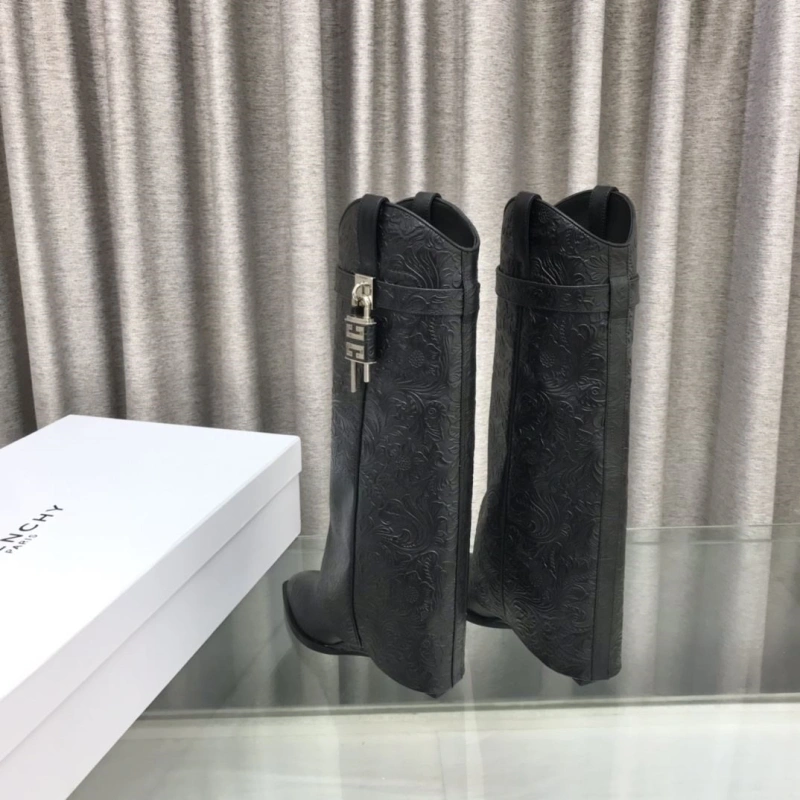 Gxvxnchy Boots AllSeason 153315