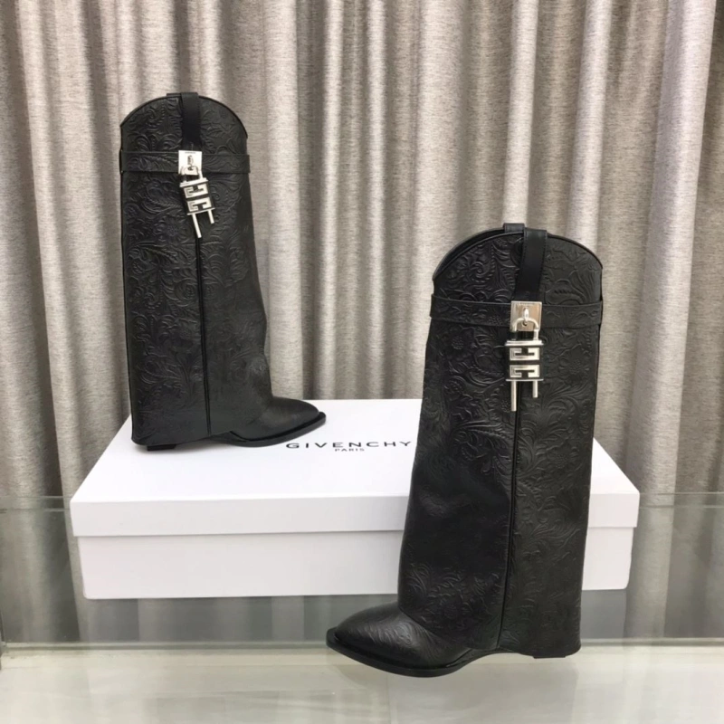 Gxvxnchy Boots AllSeason 153315