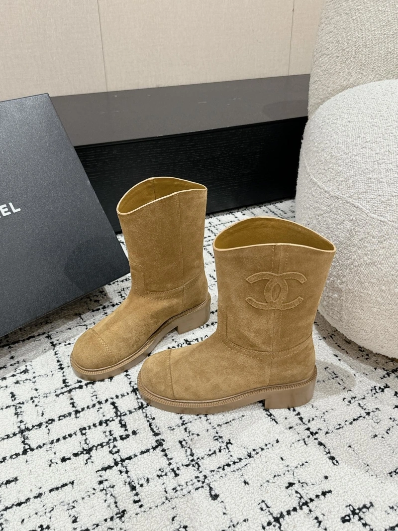 Lightweight Chxnxl Boots 125399