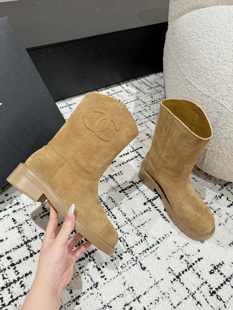 Lightweight Chxnxl Boots 125399