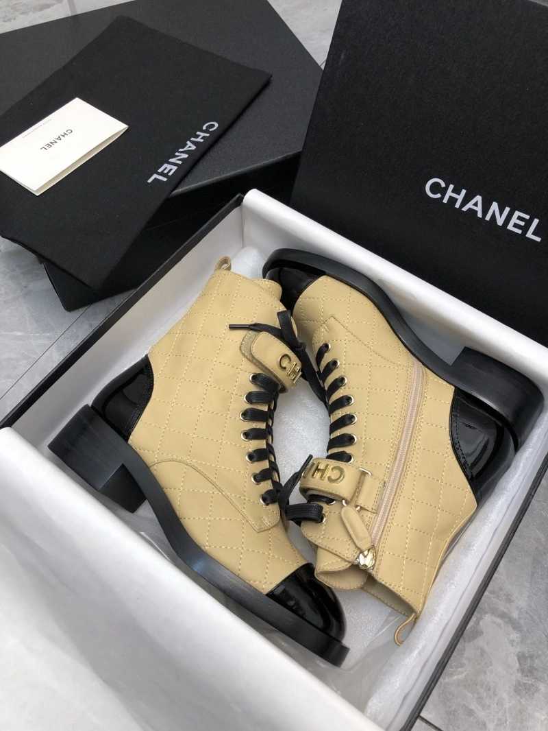 Classic Chxnxl Boots 125391