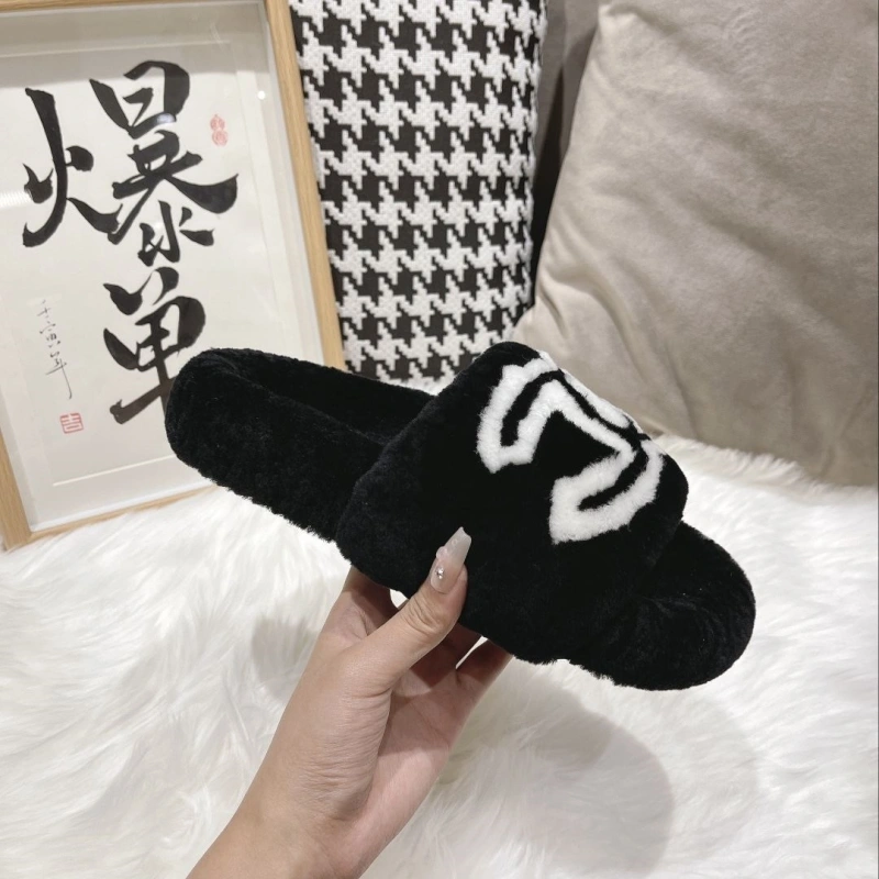 Chxnxl Slippers UrbanStyle 124201