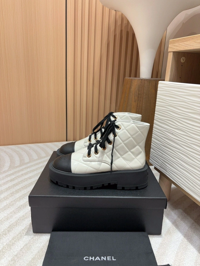 Trendsetting Chxnxl Boots 125376