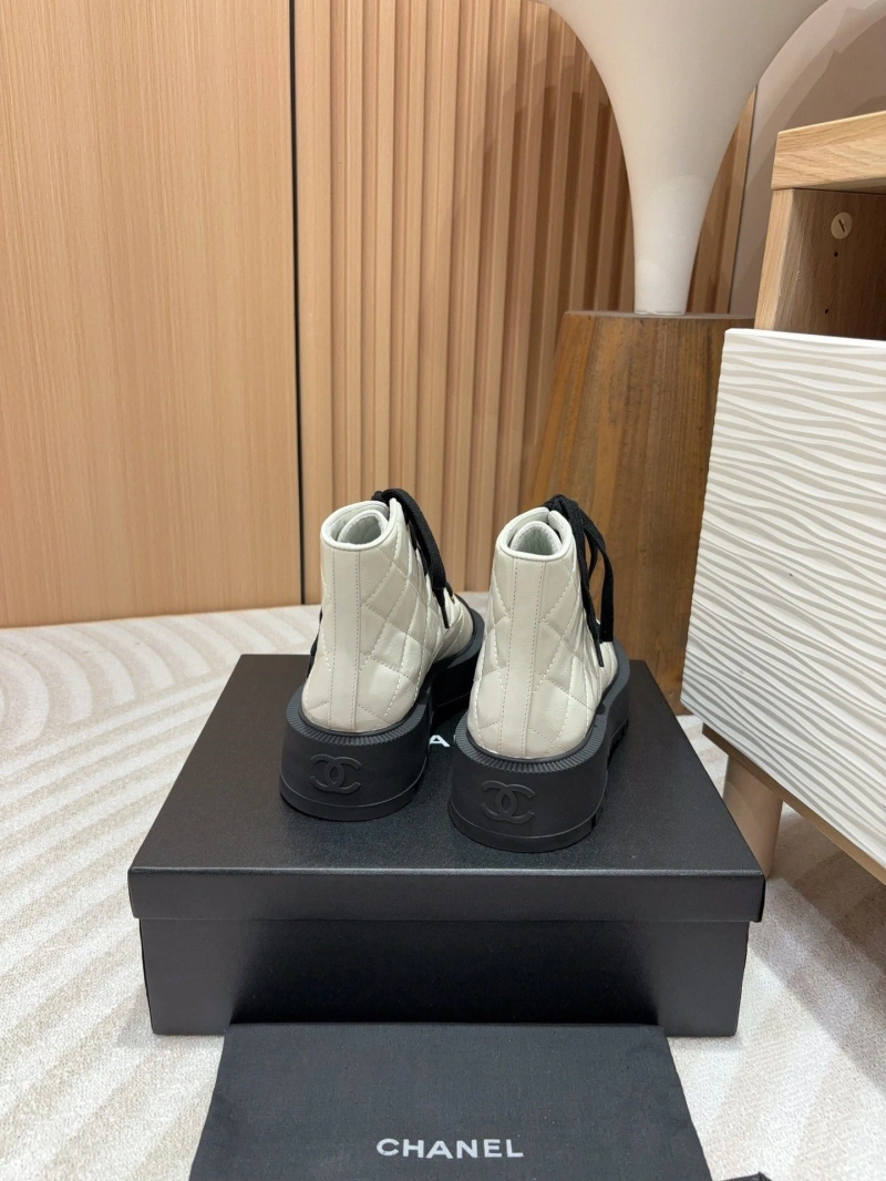 Trendsetting Chxnxl Boots 125376