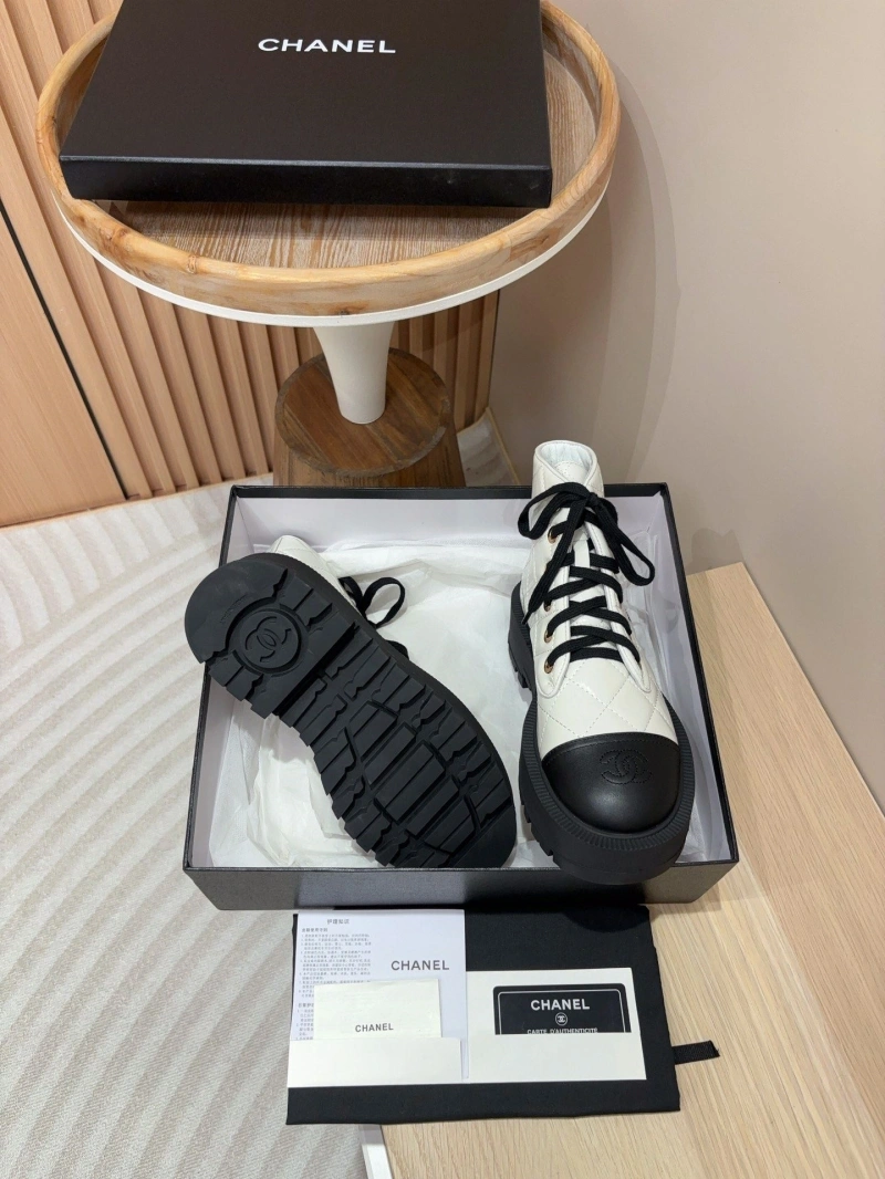 Trendsetting Chxnxl Boots 125376