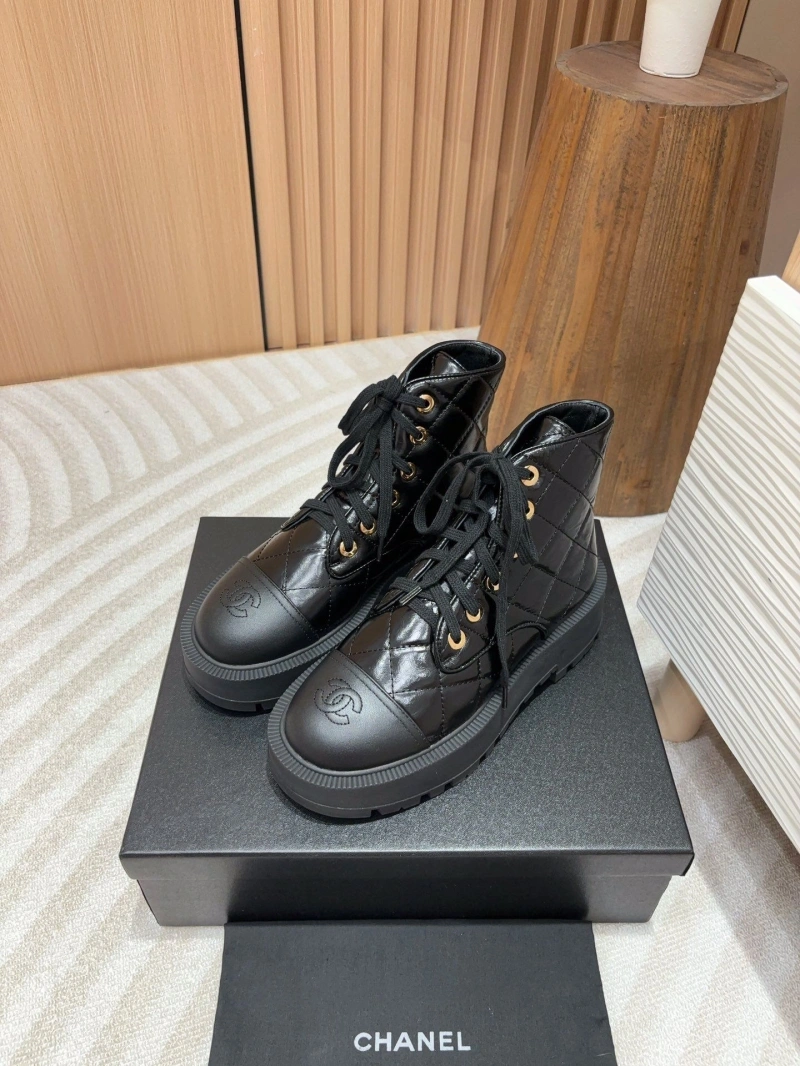 Durable Chxnxl Boots 125375