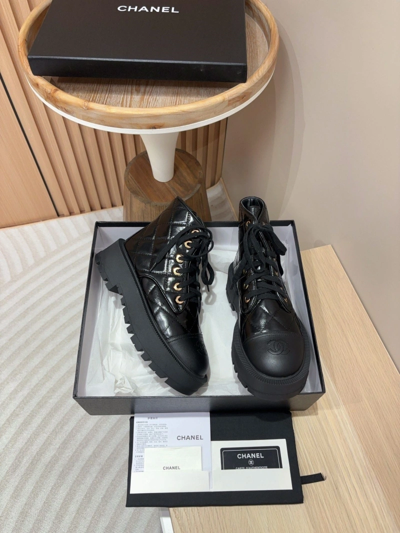 Durable Chxnxl Boots 125375