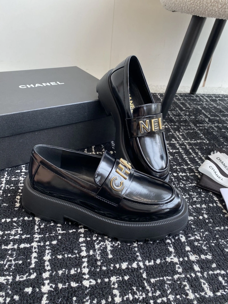 Soft Chxnxl Leather Shoes 124521