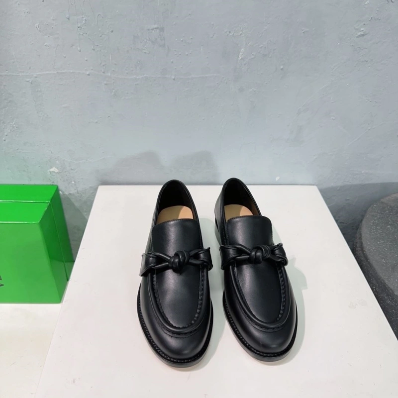 Stylish Bxttxga Vxnxta Leather Shoes 112972