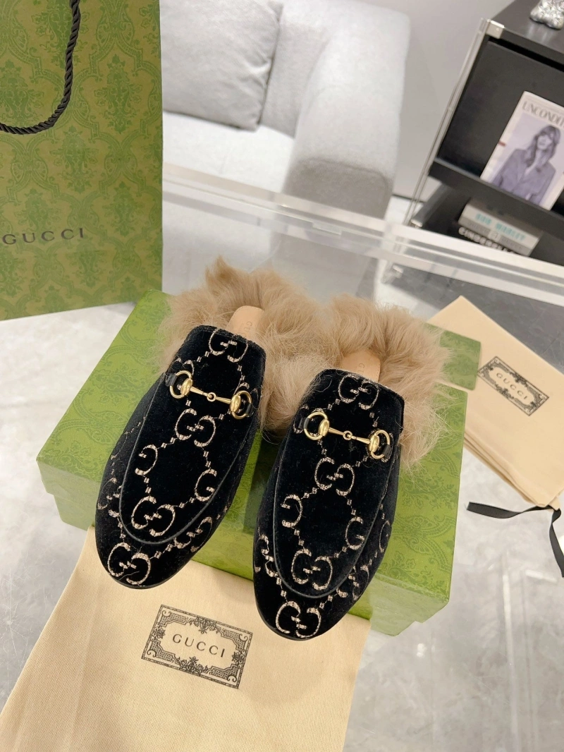 Durable Gxccx Slippers 158800