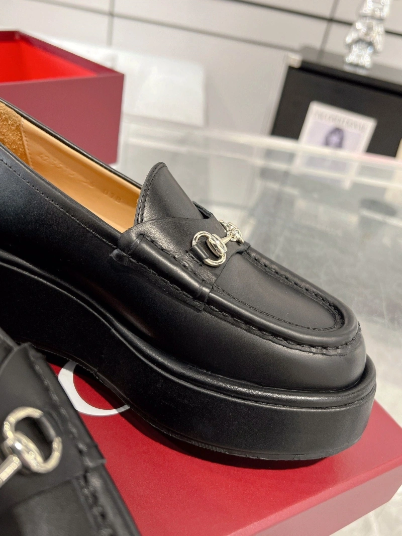Sleek Gxccx Leather Shoes 158882