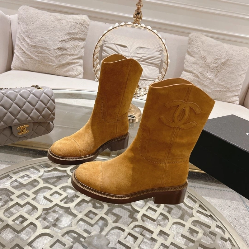 Vibrant Chxnxl Boots 125354