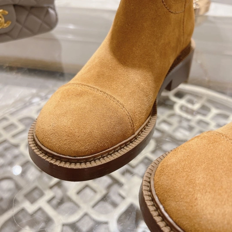Vibrant Chxnxl Boots 125354