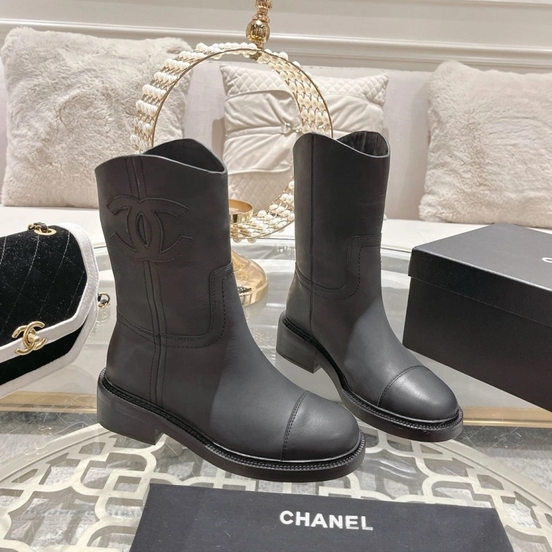 Trendsetting Chxnxl Boots 125368