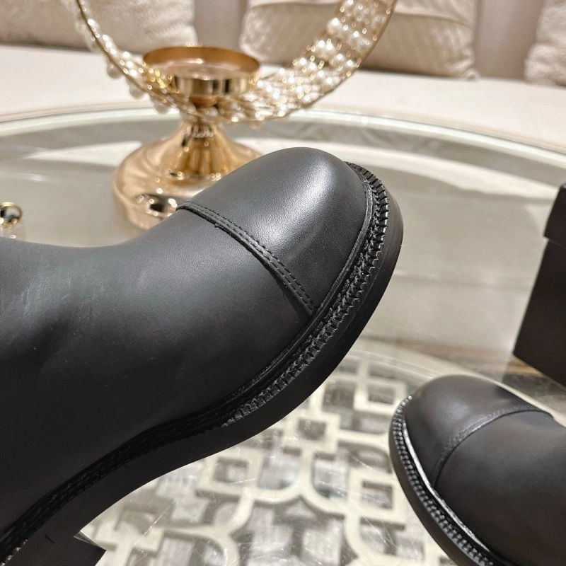Lightweight Chxnxl Boots 125361