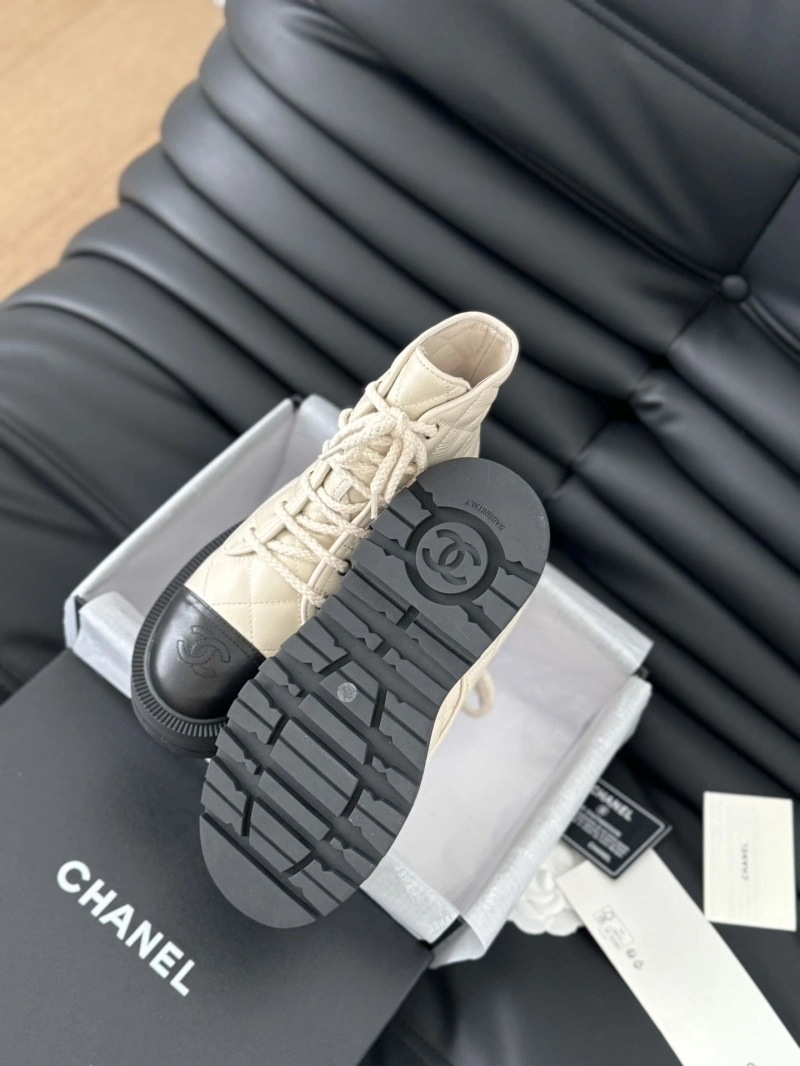 Bold Chxnxl Boots 125356