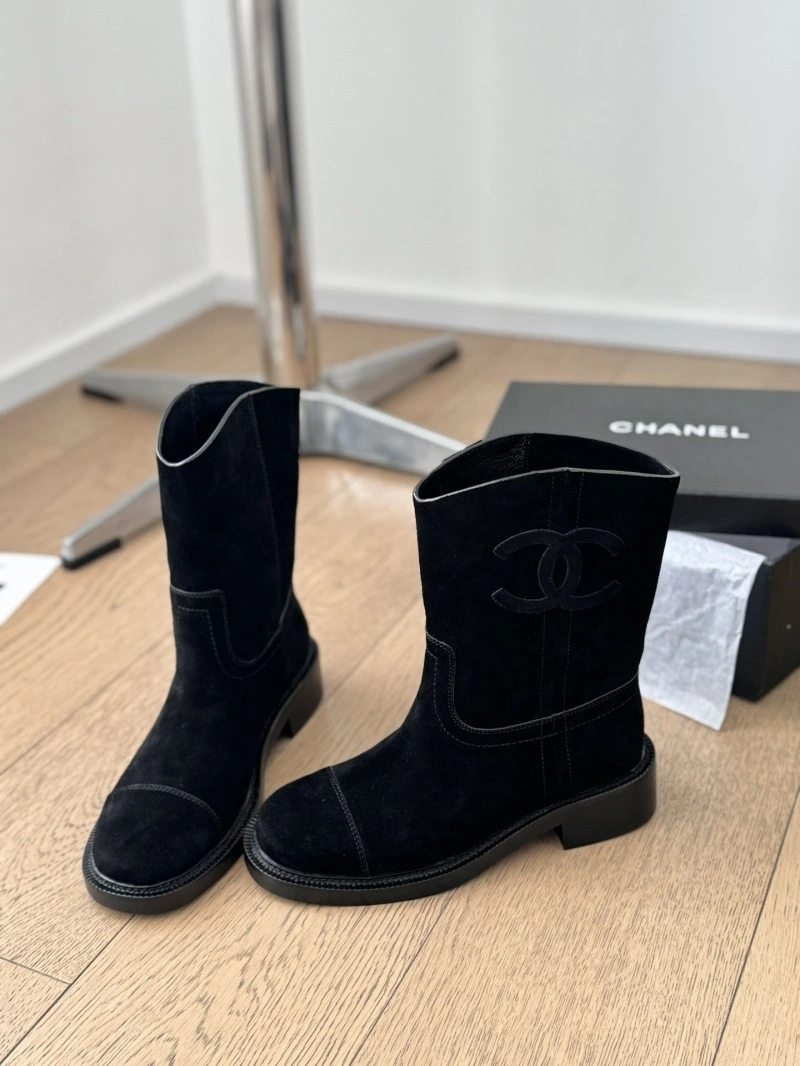 Flexible Chxnxl Boots 125346