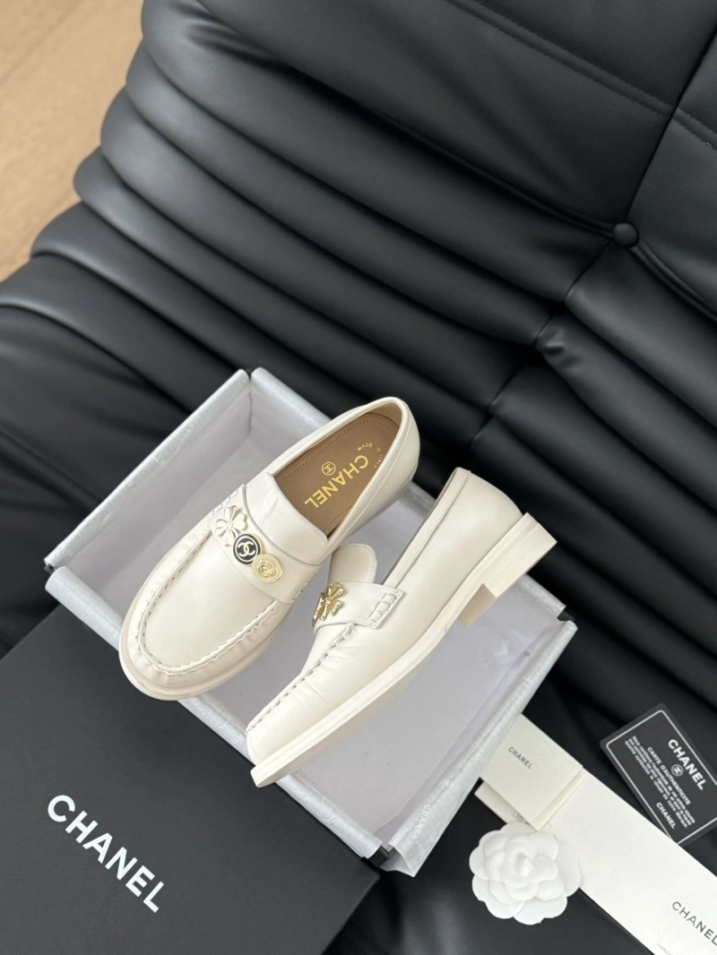 Chxnxl Leather Shoes Bright 124516