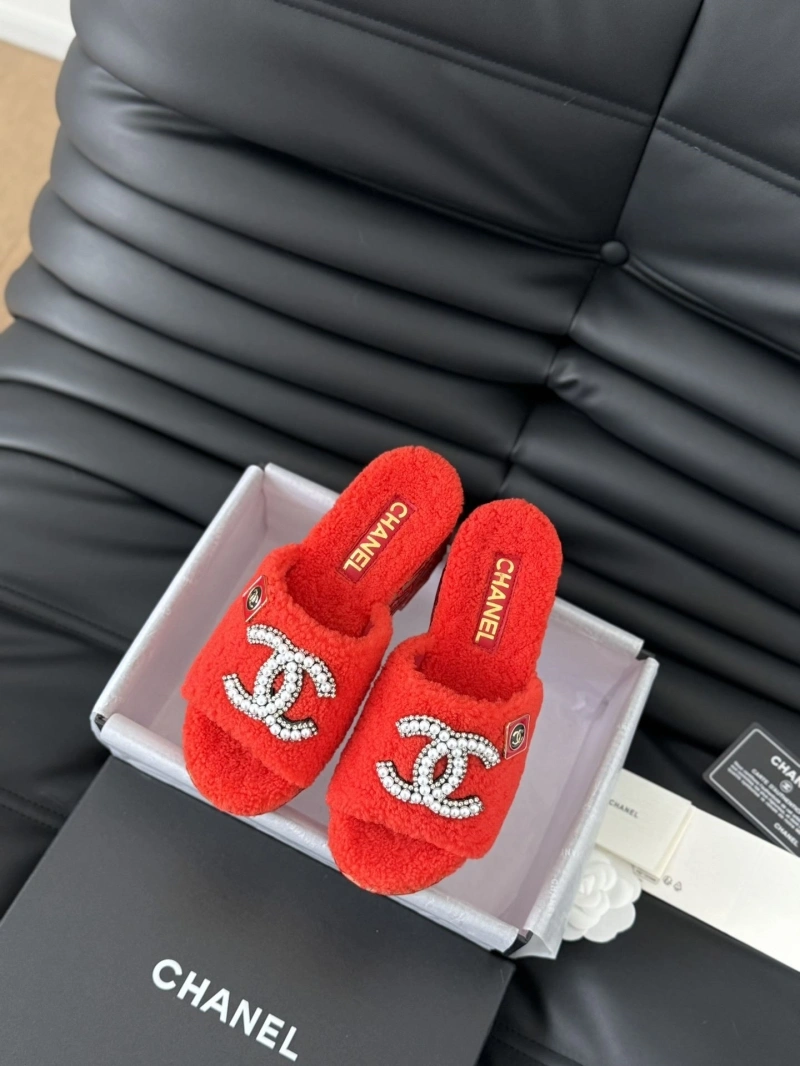 SportInspired Chxnxl Slippers 124183