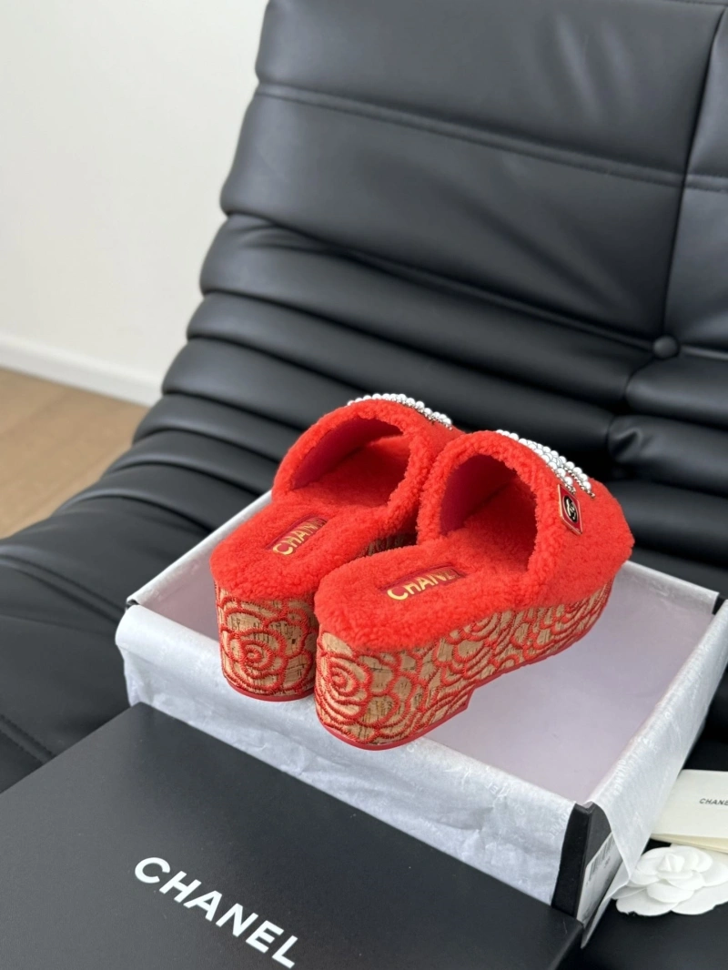 SportInspired Chxnxl Slippers 124183