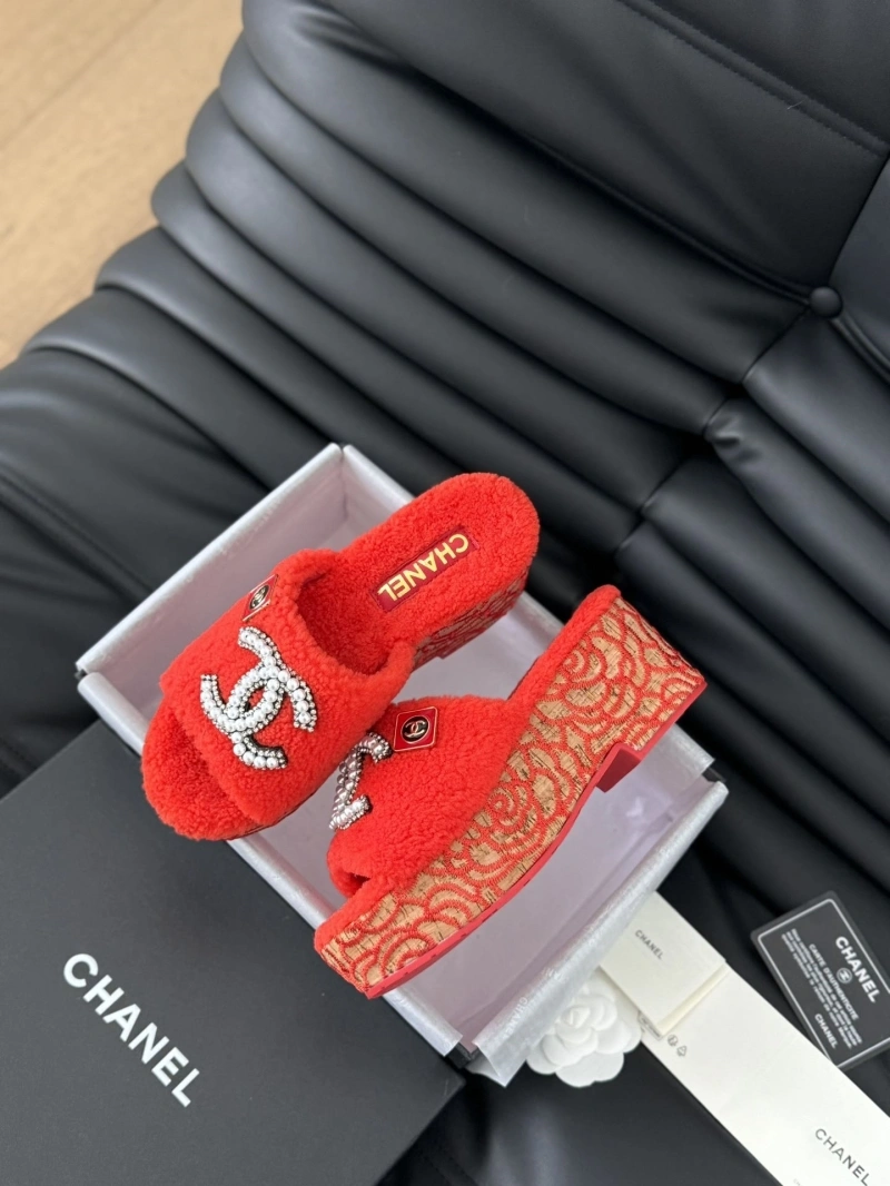 SportInspired Chxnxl Slippers 124183
