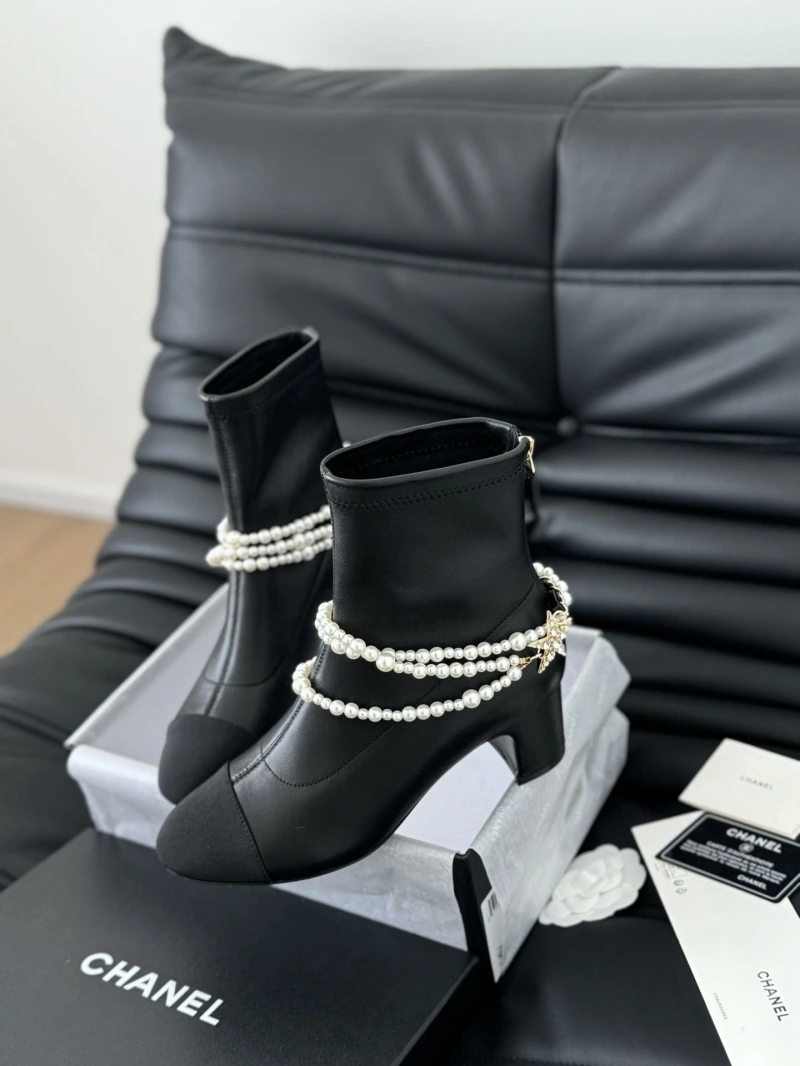Timeless Chxnxl Boots 125339