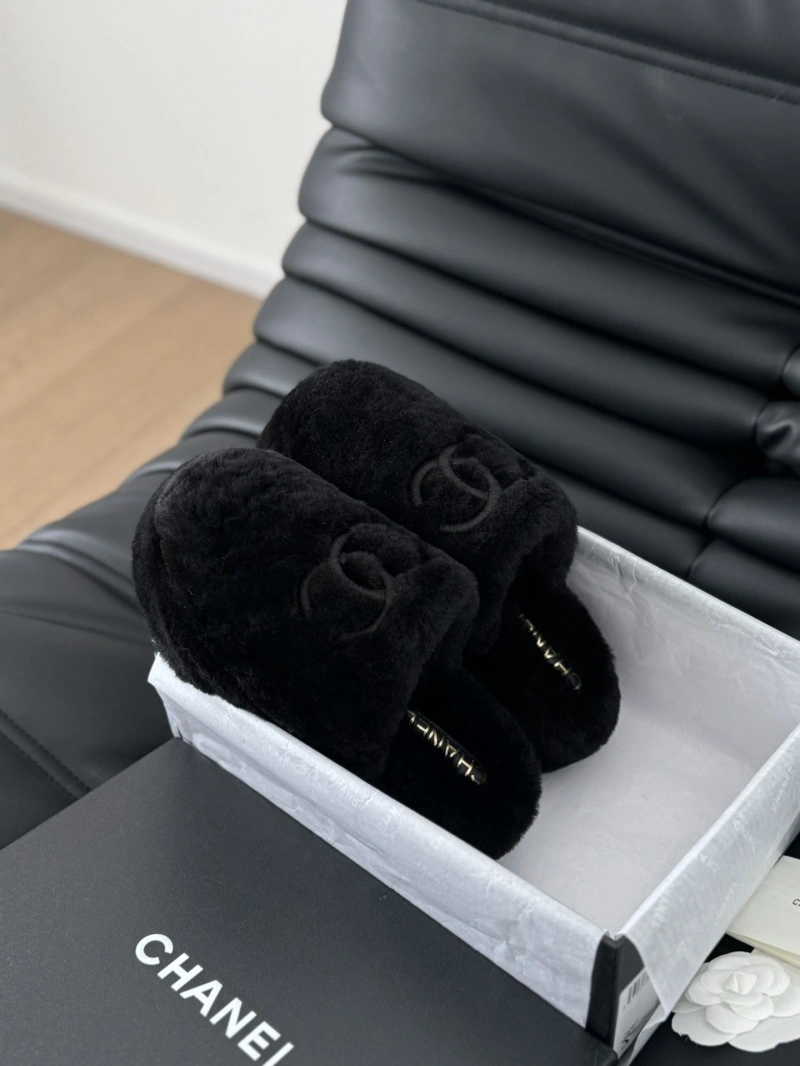 AllSeason Chxnxl Slippers 124159