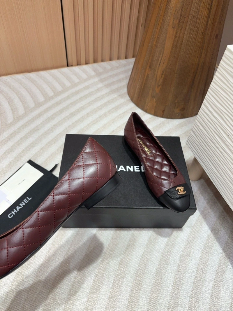 Refined Chxnxl Flat Shoes 124762