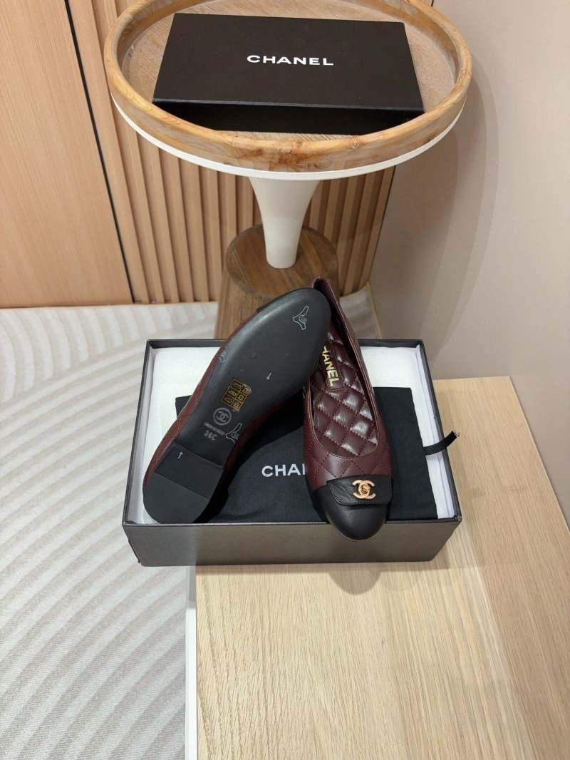 Refined Chxnxl Flat Shoes 124762