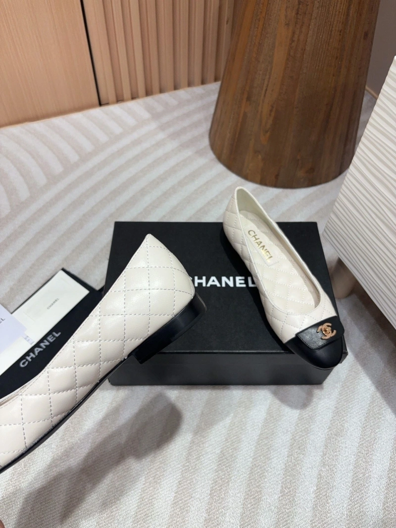 Lightweight Chxnxl Flat Shoes 124754