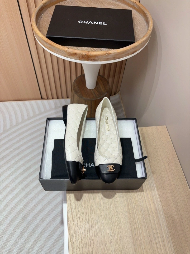 Lightweight Chxnxl Flat Shoes 124754