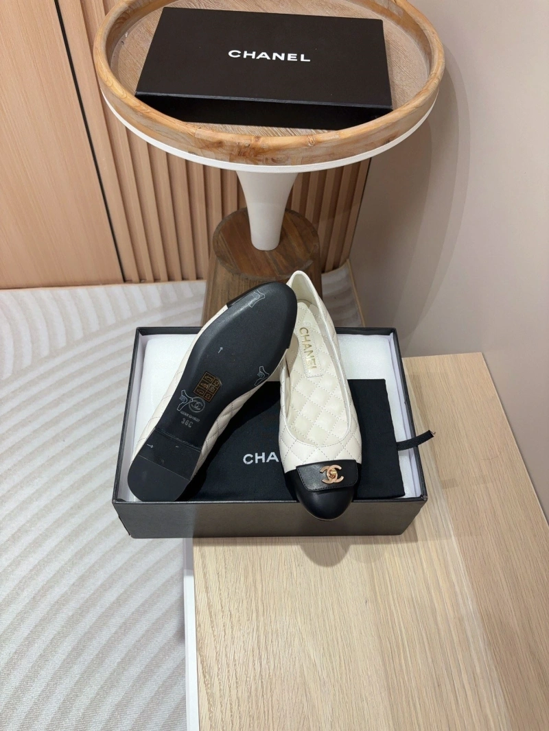 Lightweight Chxnxl Flat Shoes 124754