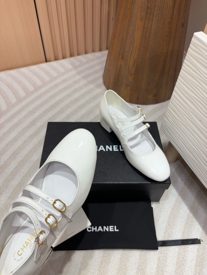 NewStyle Chxnxl Flat Shoes 124746