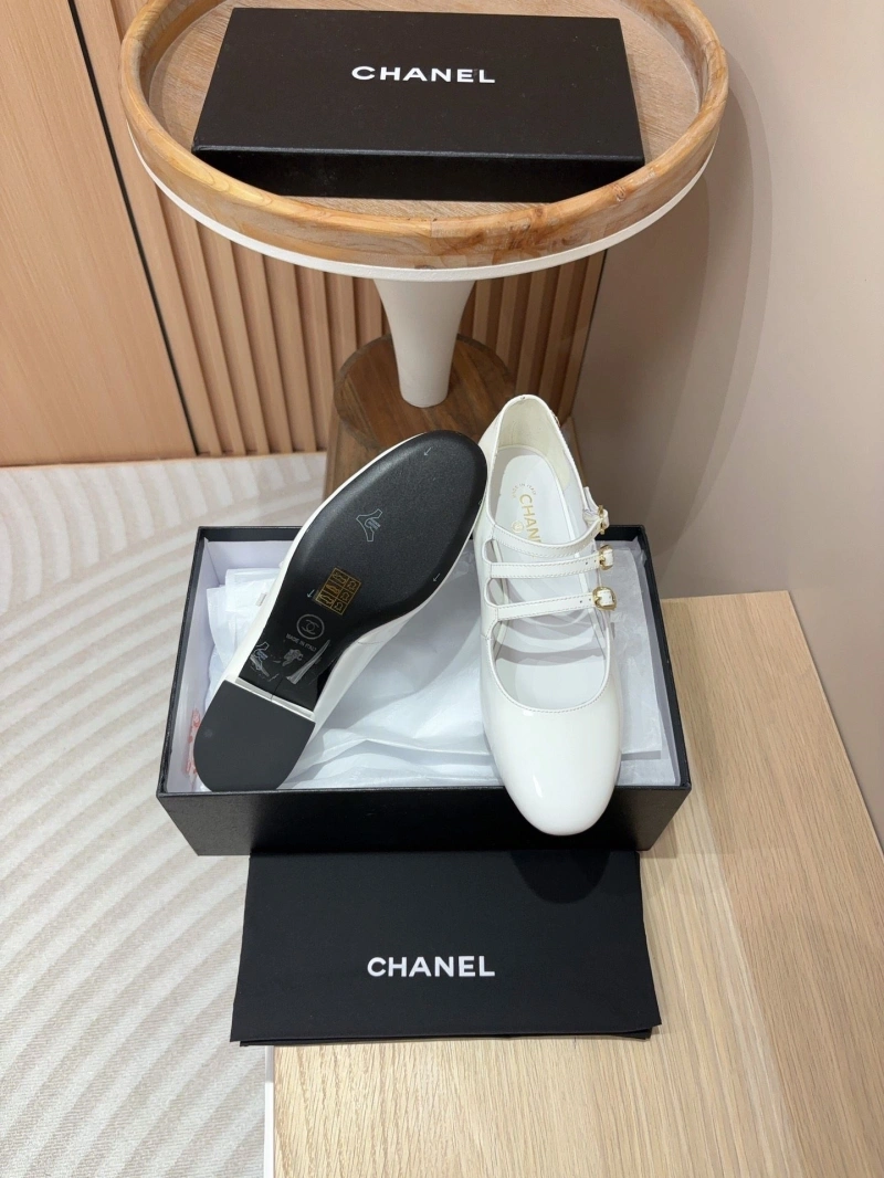 NewStyle Chxnxl Flat Shoes 124746