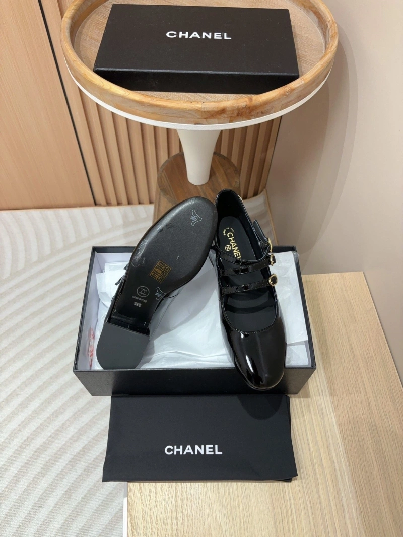 Fashionable Chxnxl Flat Shoes 124751
