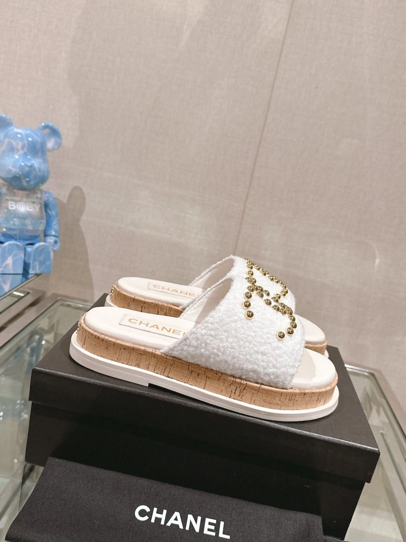 Reliable Chxnxl Slippers 124157
