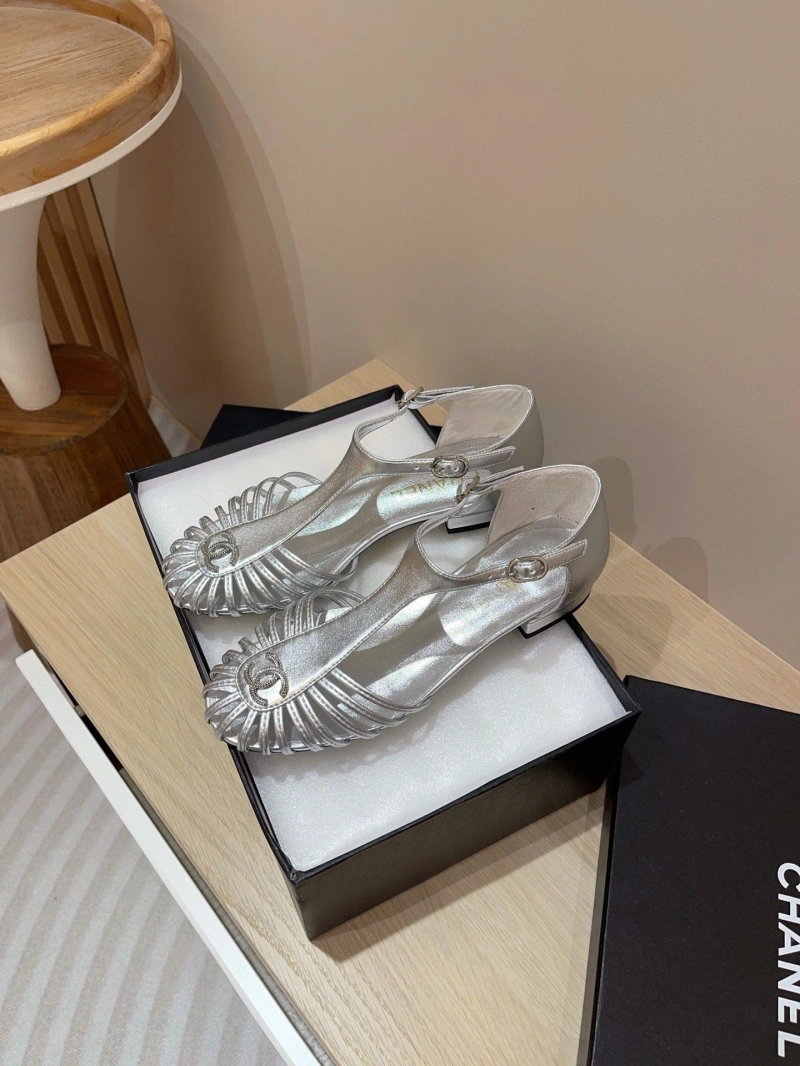 Sleek Chxnxl Sandals 124422
