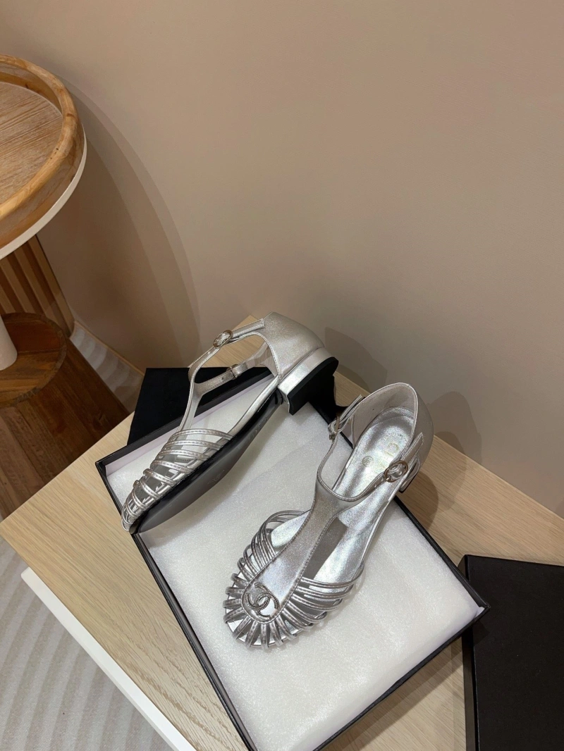 Sleek Chxnxl Sandals 124422