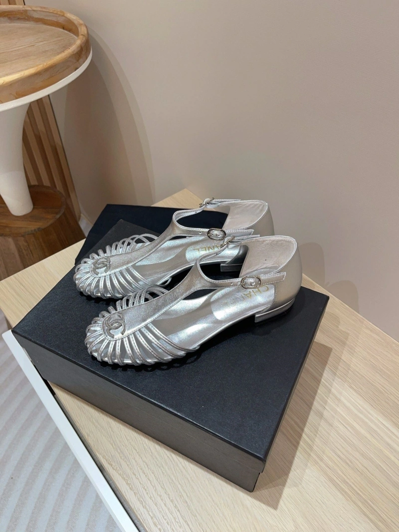 Sleek Chxnxl Sandals 124422