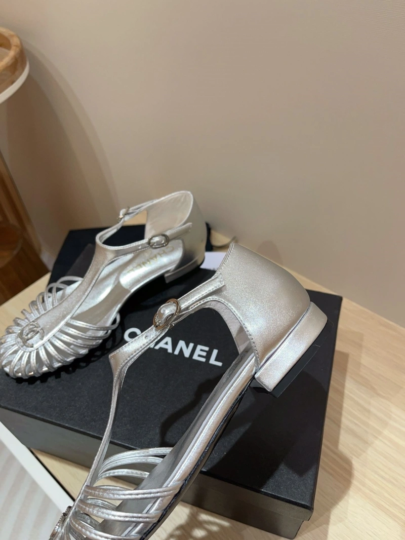 Sleek Chxnxl Sandals 124422