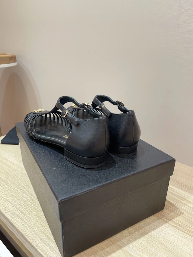 Chxnxl Sandals UrbanStyle 124433