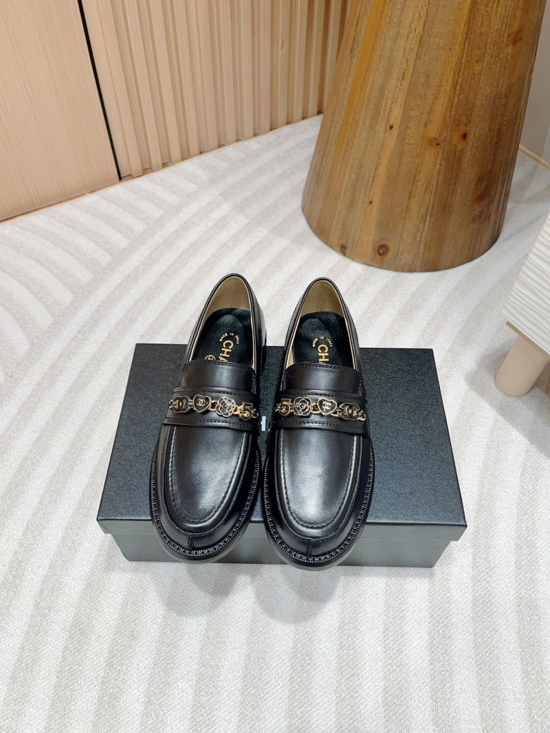 Durable Chxnxl Leather Shoes 124513