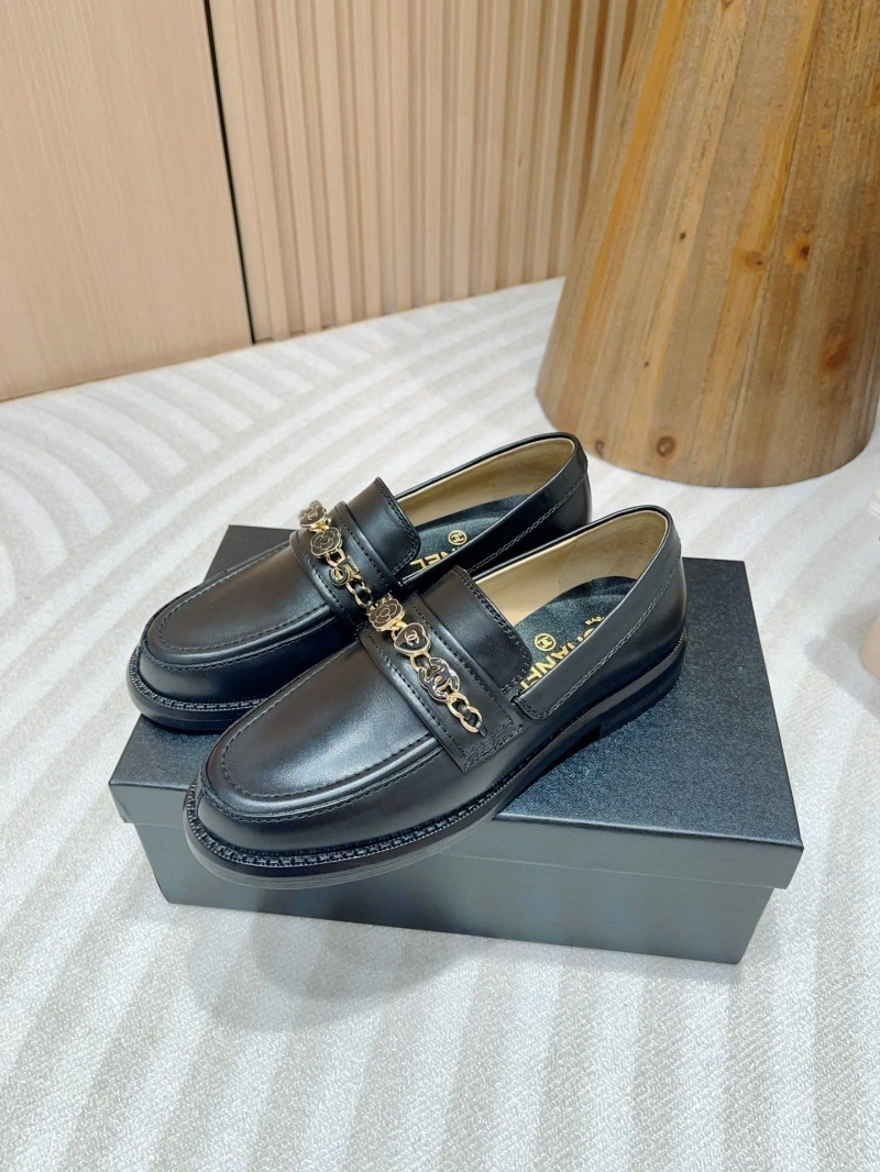 Durable Chxnxl Leather Shoes 124513