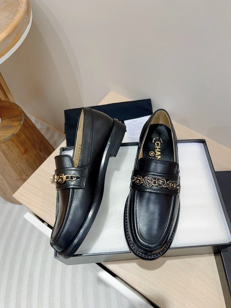 Durable Chxnxl Leather Shoes 124513