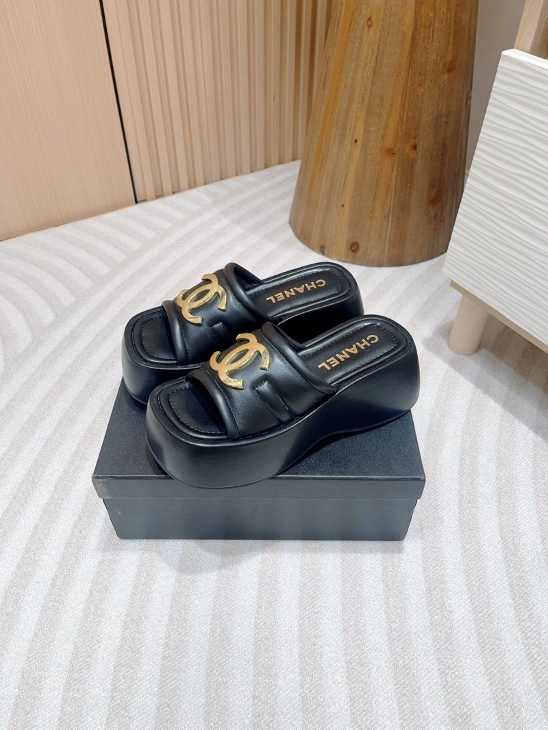 Functional Chxnxl Slippers 124174