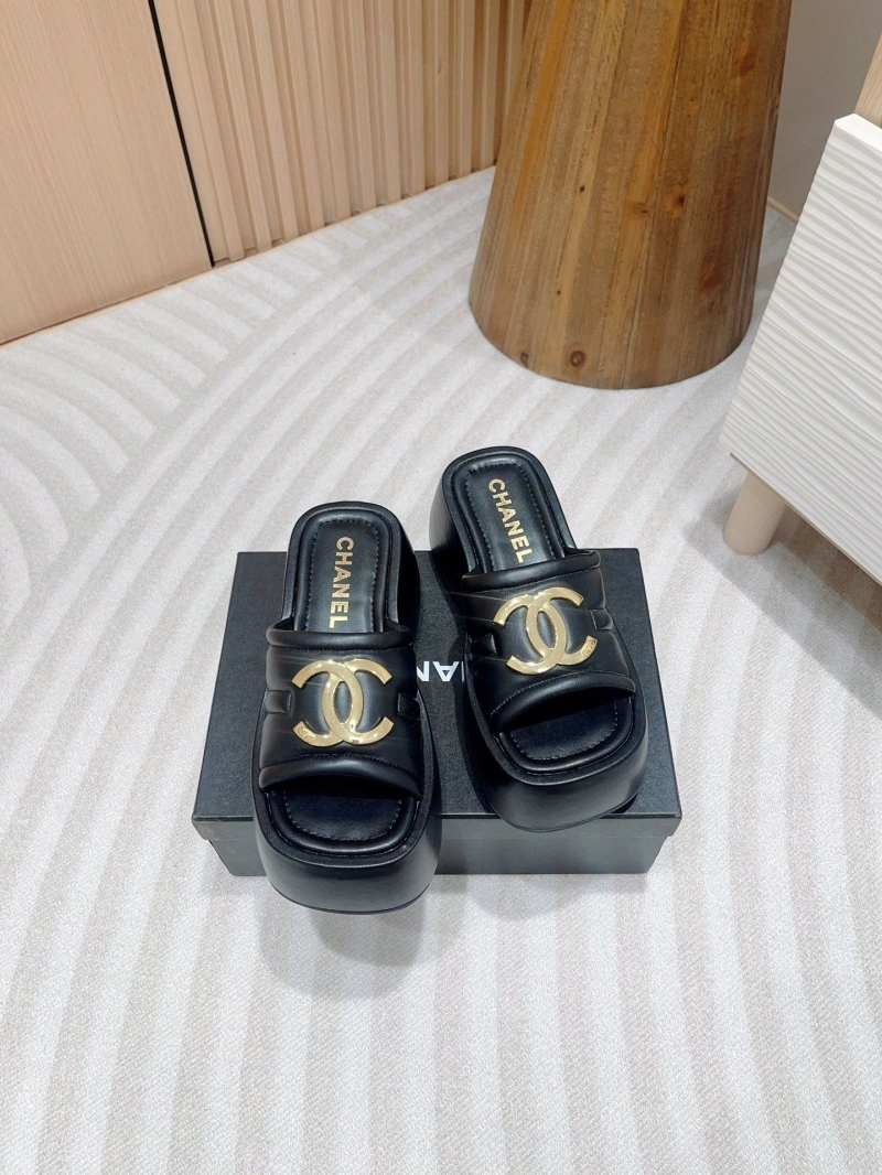 Functional Chxnxl Slippers 124174