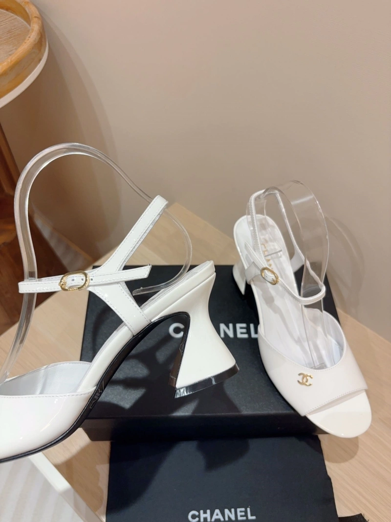 Bold Chxnxl Sandals 124418