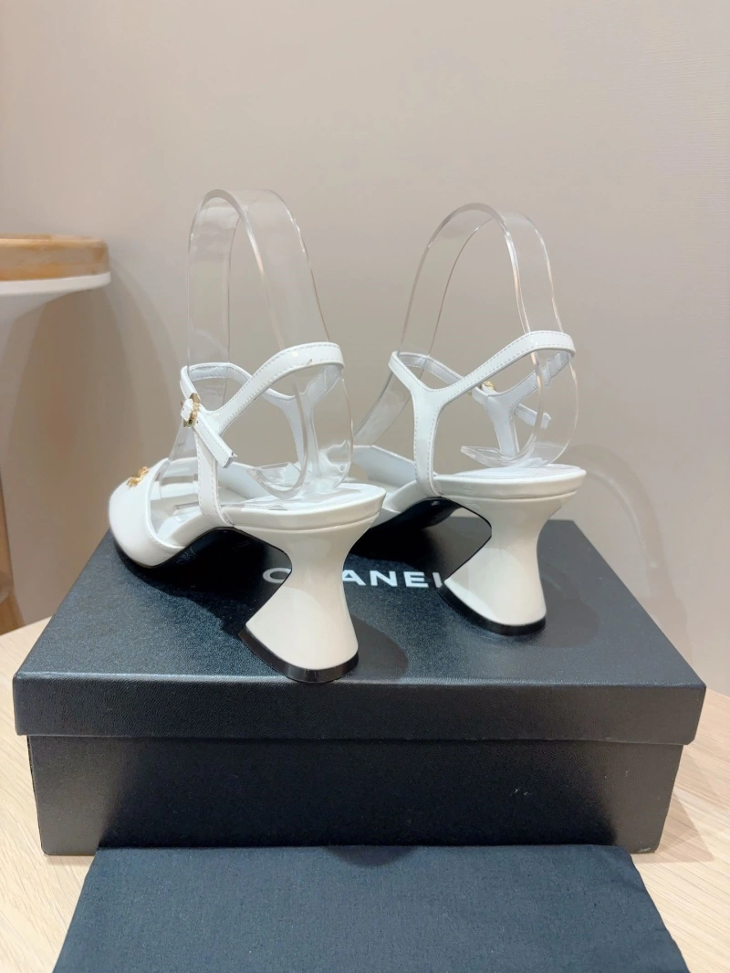 Bold Chxnxl Sandals 124418