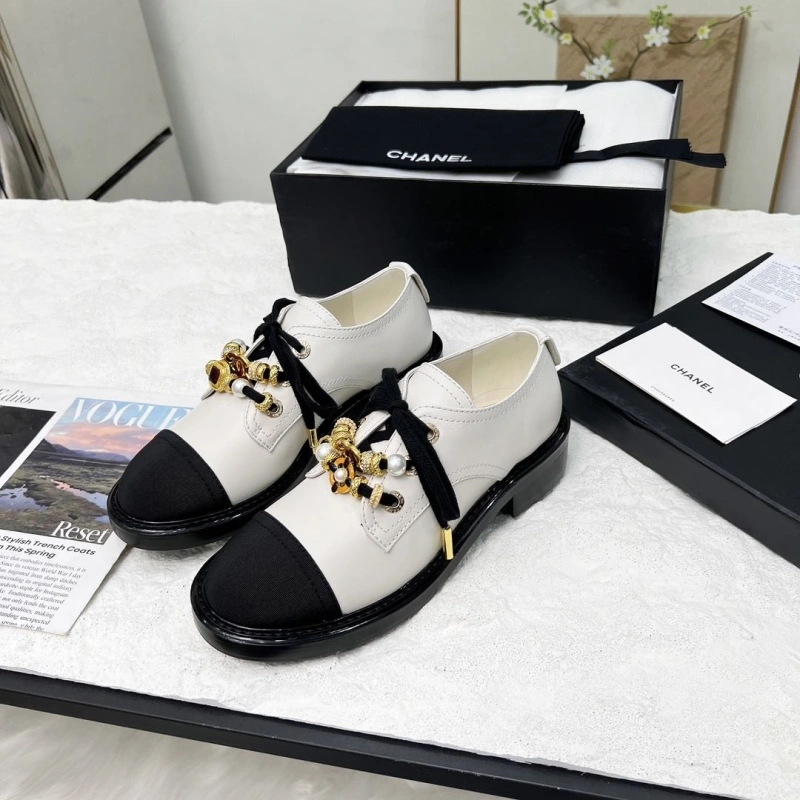 Cozy Chxnxl Leather Shoes 124510